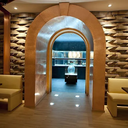 فندق Genusshotel 4*